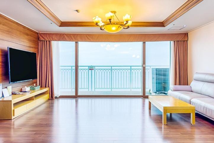 Mohang Haenaru Family Hotel بوان الغرفة الصورة