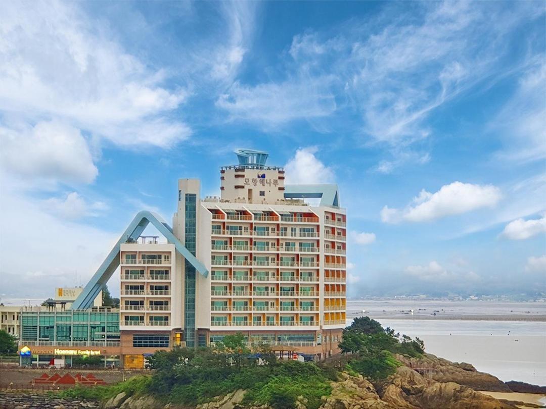 Mohang Haenaru Family Hotel بوان المظهر الخارجي الصورة